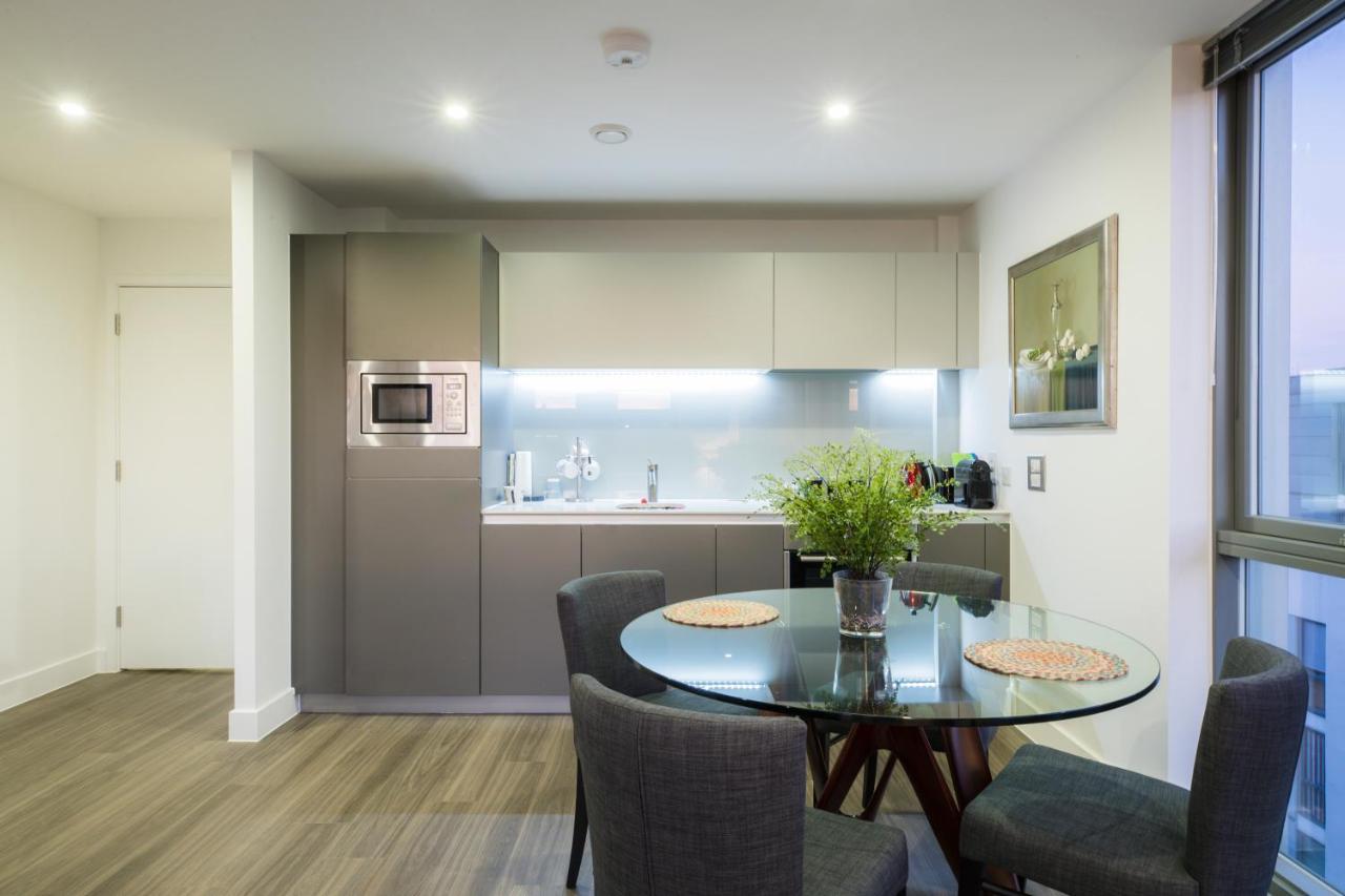 Elegant 1 Bed Flat With Balcony In Islington Lägenhet London Exteriör bild